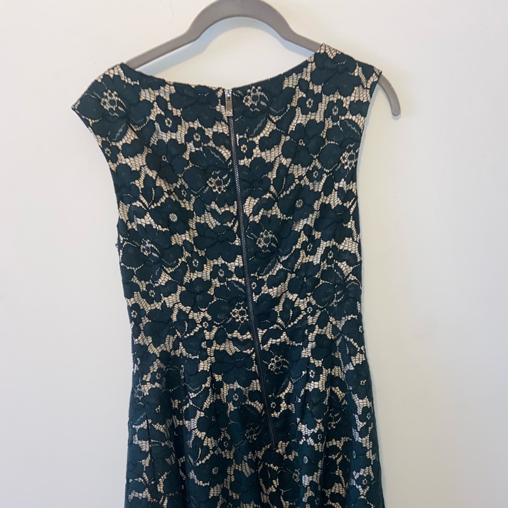 Vince camuto A line size 2 forest green dress